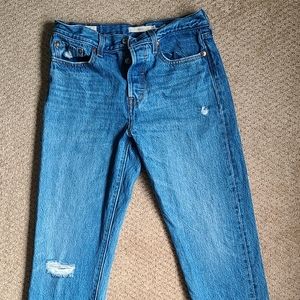 Levis wedgie size 27 straight ankle jean